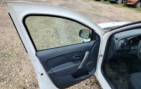 Renault Logan II, 2020 год, 720 000 рублей, 9 фотография