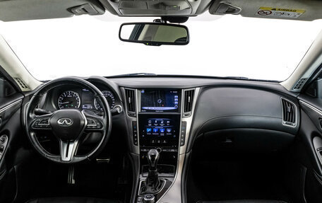 Infiniti Q50 I рестайлинг, 2017 год, 2 299 000 рублей, 13 фотография