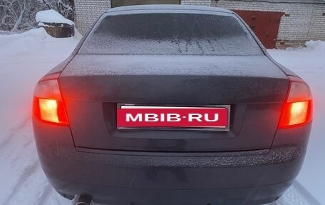 Audi A4, 2001 год, 550 000 рублей, 9 фотография