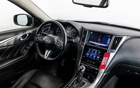 Infiniti Q50 I рестайлинг, 2017 год, 2 299 000 рублей, 16 фотография