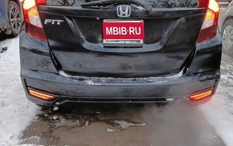 Honda Fit III, 2018 год, 1 350 000 рублей, 2 фотография