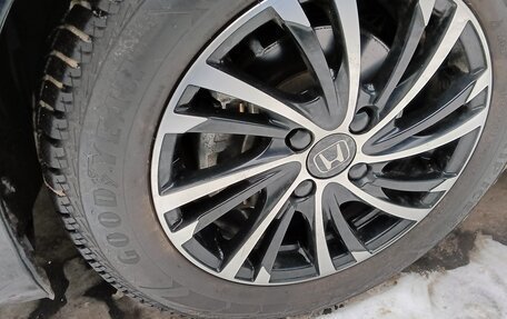 Honda Fit III, 2018 год, 1 350 000 рублей, 17 фотография