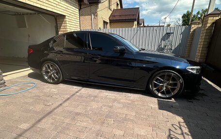 BMW 5 серия, 2019 год, 4 950 000 рублей, 3 фотография