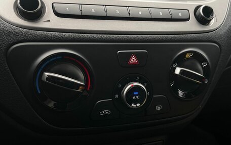 Hyundai Solaris II рестайлинг, 2019 год, 1 249 000 рублей, 8 фотография