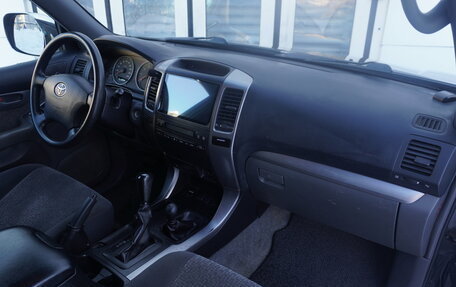 Toyota Land Cruiser Prado 120 рестайлинг, 2007 год, 1 923 000 рублей, 10 фотография