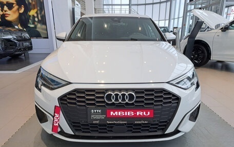 Audi A3, 2021 год, 2 668 000 рублей, 2 фотография