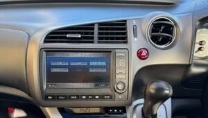 Honda Stream II, 2013 год, 945 000 рублей, 13 фотография