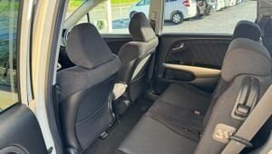 Honda Stream II, 2013 год, 945 000 рублей, 18 фотография