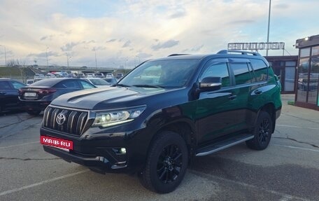 Toyota Land Cruiser Prado 150 рестайлинг 2, 2021 год, 7 500 000 рублей, 3 фотография