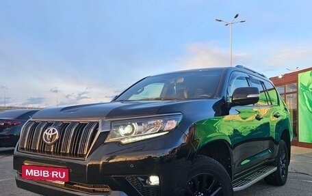 Toyota Land Cruiser Prado 150 рестайлинг 2, 2021 год, 7 500 000 рублей, 20 фотография