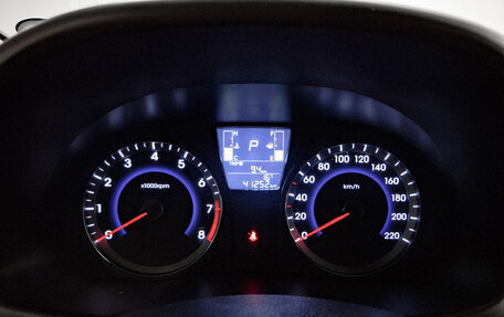 Hyundai Solaris II рестайлинг, 2015 год, 1 175 000 рублей, 16 фотография