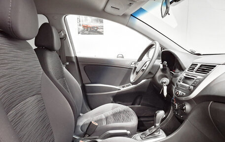 Hyundai Solaris II рестайлинг, 2015 год, 1 175 000 рублей, 13 фотография