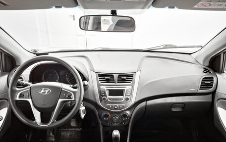 Hyundai Solaris II рестайлинг, 2015 год, 1 175 000 рублей, 17 фотография