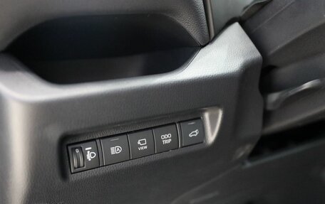 Toyota RAV4, 2025 год, 4 340 000 рублей, 11 фотография