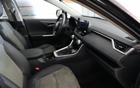 Toyota RAV4, 2025 год, 4 340 000 рублей, 15 фотография