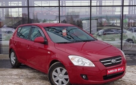 KIA cee'd I рестайлинг, 2008 год, 630 000 рублей, 2 фотография