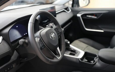 Toyota RAV4, 2025 год, 4 290 000 рублей, 10 фотография