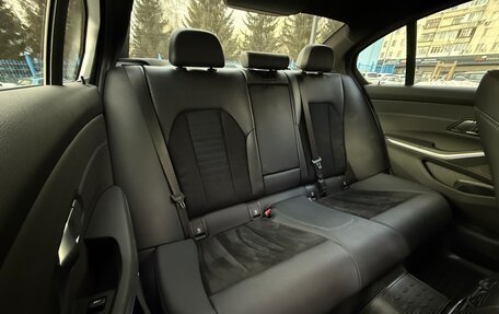 BMW 3 серия, 2019 год, 3 790 000 рублей, 38 фотография