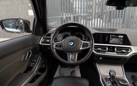 BMW 3 серия, 2019 год, 3 790 000 рублей, 29 фотография