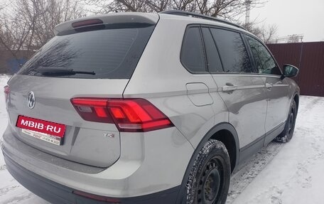 Volkswagen Tiguan II, 2018 год, 2 200 000 рублей, 5 фотография