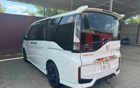 Honda Stepwgn IV, 2020 год, 2 550 000 рублей, 4 фотография