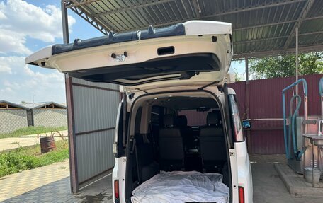 Honda Stepwgn IV, 2020 год, 2 550 000 рублей, 14 фотография