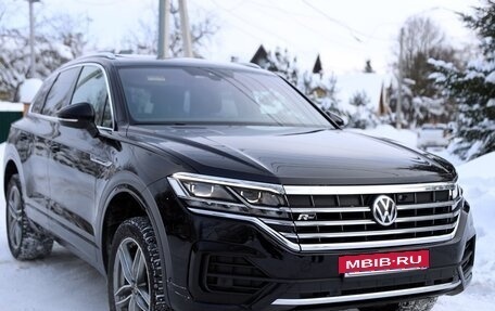 Volkswagen Touareg III, 2020 год, 7 850 000 рублей, 2 фотография