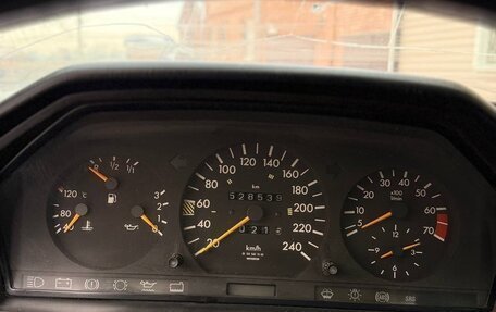 Mercedes-Benz E-Класс, 1993 год, 275 000 рублей, 10 фотография