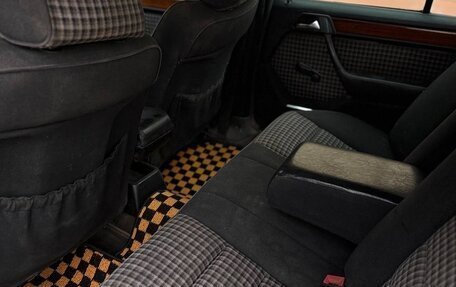 Mercedes-Benz E-Класс, 1993 год, 275 000 рублей, 15 фотография