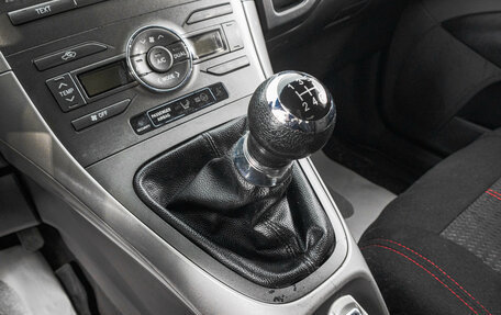 Toyota Auris II, 2007 год, 599 000 рублей, 17 фотография