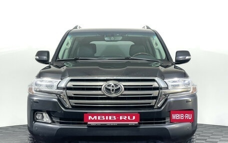 Toyota Land Cruiser 200, 2019 год, 7 597 000 рублей, 2 фотография