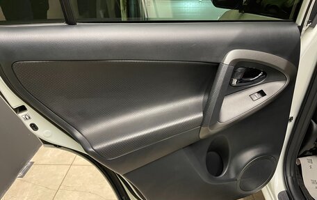 Toyota RAV4, 2012 год, 1 750 000 рублей, 21 фотография