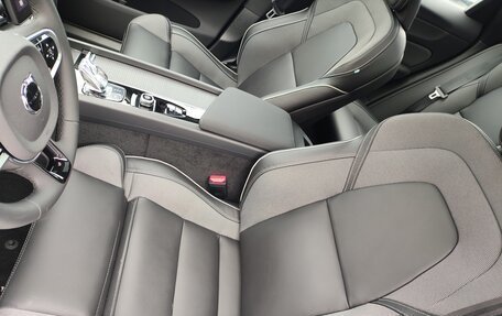 Volvo XC60 II, 2025 год, 6 549 000 рублей, 21 фотография