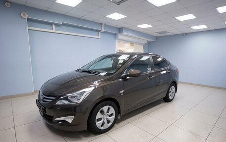 Hyundai Solaris II рестайлинг, 2015 год, 649 000 рублей, 5 фотография