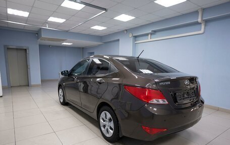 Hyundai Solaris II рестайлинг, 2015 год, 649 000 рублей, 3 фотография