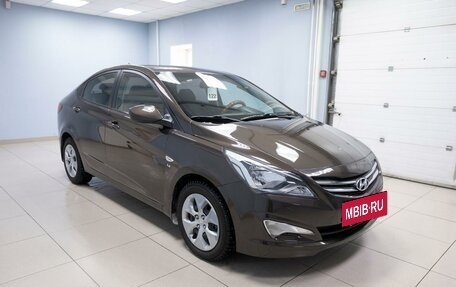 Hyundai Solaris II рестайлинг, 2015 год, 649 000 рублей, 2 фотография