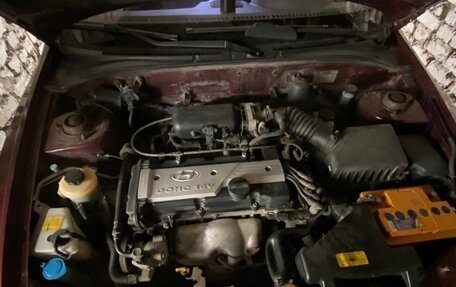 Hyundai Accent II, 2010 год, 580 000 рублей, 2 фотография