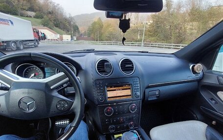 Mercedes-Benz GL-Класс, 2011 год, 2 100 000 рублей, 10 фотография