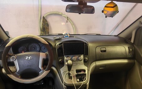 Hyundai Grand Starex Grand Starex I рестайлинг 2, 2011 год, 1 450 000 рублей, 14 фотография