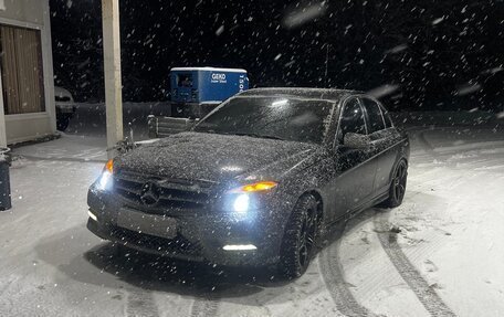 Mercedes-Benz C-Класс, 2010 год, 850 000 рублей, 6 фотография