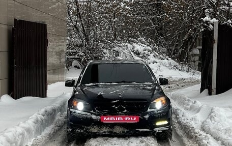 Mercedes-Benz C-Класс, 2010 год, 850 000 рублей, 5 фотография