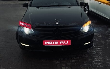 Mercedes-Benz C-Класс, 2010 год, 850 000 рублей, 10 фотография