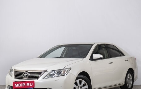 Toyota Camry, 2011 год, 1 369 000 рублей, 2 фотография