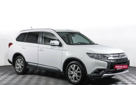 Mitsubishi Outlander III рестайлинг 3, 2015 год, 1 841 000 рублей, 3 фотография