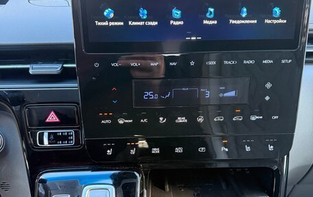 Hyundai Staria, 2023 год, 6 500 000 рублей, 28 фотография