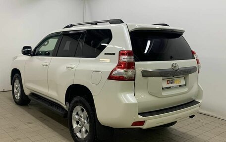 Toyota Land Cruiser Prado 150 рестайлинг 2, 2013 год, 2 858 000 рублей, 7 фотография