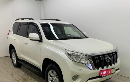 Toyota Land Cruiser Prado 150 рестайлинг 2, 2013 год, 2 858 000 рублей, 3 фотография