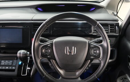 Honda Stepwgn IV, 2015 год, 1 899 000 рублей, 13 фотография