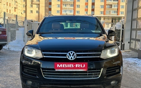 Volkswagen Touareg III, 2013 год, 2 249 000 рублей, 2 фотография
