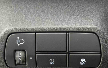 Hyundai Elantra, 2023 год, 1 590 000 рублей, 17 фотография